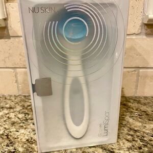 Nu Skin White LumiSpa Device